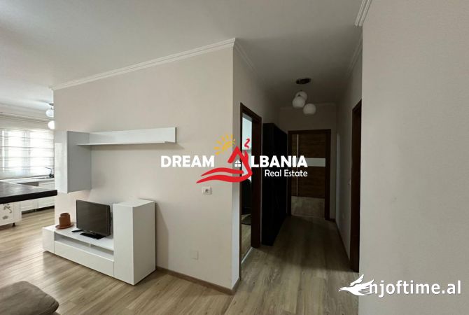 Shtepi me qera Apartament ne Tirane, 2+1, Mobilimi E mobiluar, Pagesa 700  Euro.