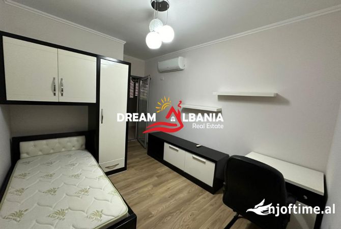 Shtepi me qera Apartament ne Tirane, 2+1, Mobilimi E mobiluar, Pagesa 700  Euro.