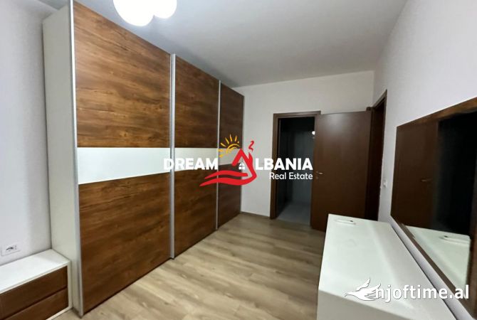 Shtepi me qera 2+1 ne Tirane - 700 Euro