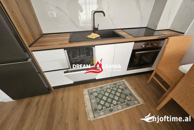 Shtepi me qera 1+1 ne Tirane - 40,000 Leke