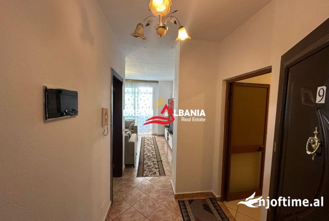 Shtepi me qera Apartament ne Tirane, 2+1, Mobilimi E mobiluar, Pagesa 600  Euro.