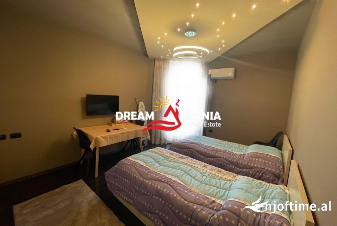 Shtepi ne shitje Apartament ne Tirane, 2+1, Mobilimi E mobiluar, Pagesa 280,000  Euro.