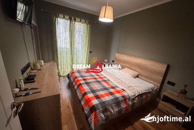 Shtepi me qera Apartament ne Tirane, 2+1, Mobilimi E mobiluar, Pagesa 900  Euro.