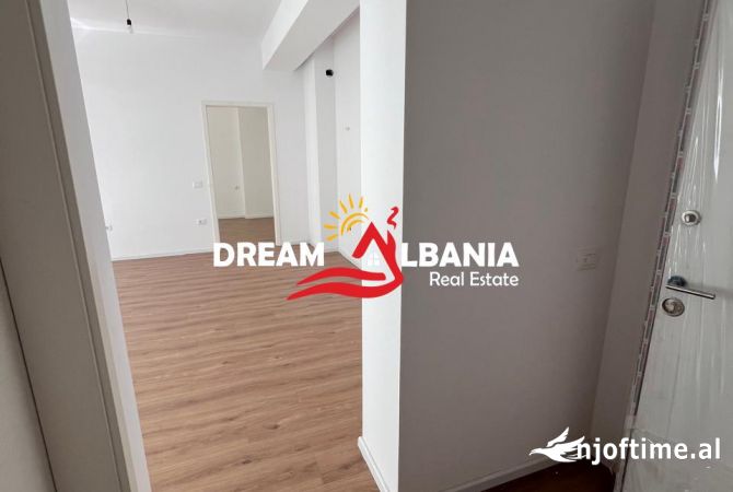Shtepi ne shitje Apartament ne Tirane, 1+1, Mobilimi Bosh, pa mobiluar, Pagesa 103,000  Euro.
