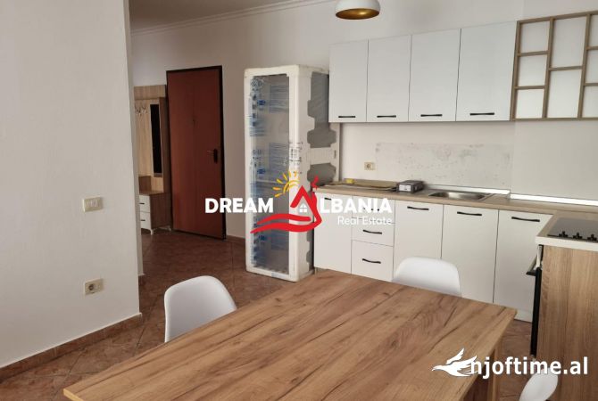 Shtepi me qera 2+1 ne Tirane - 480 Euro