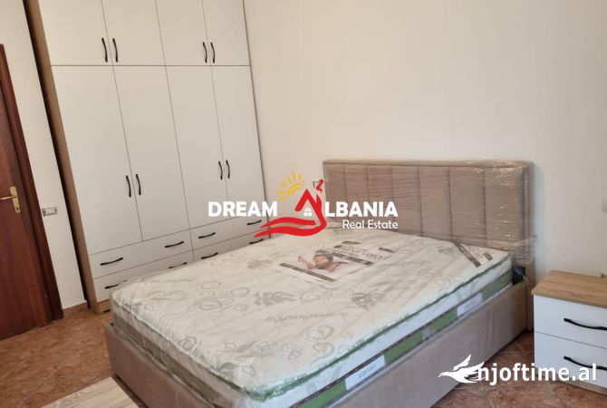 Shtepi me qera Apartament ne Tirane, 2+1, Mobilimi E mobiluar, Pagesa 480  Euro.