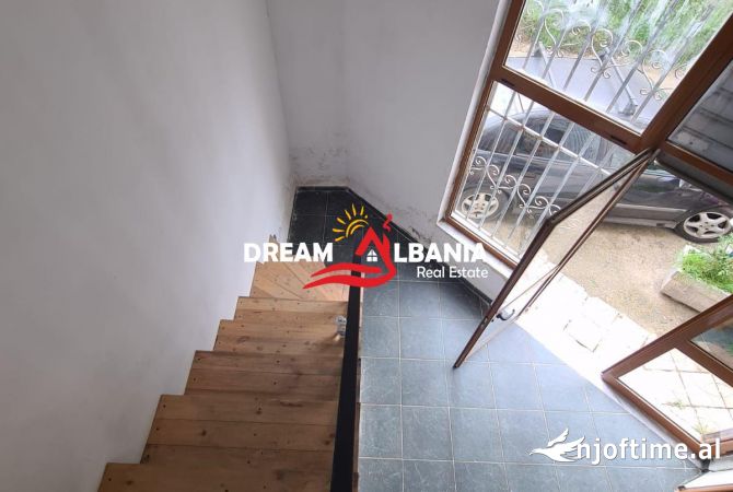 Ambient biznesi ne shitje 3+1 ne Tirane - 30,000 Euro