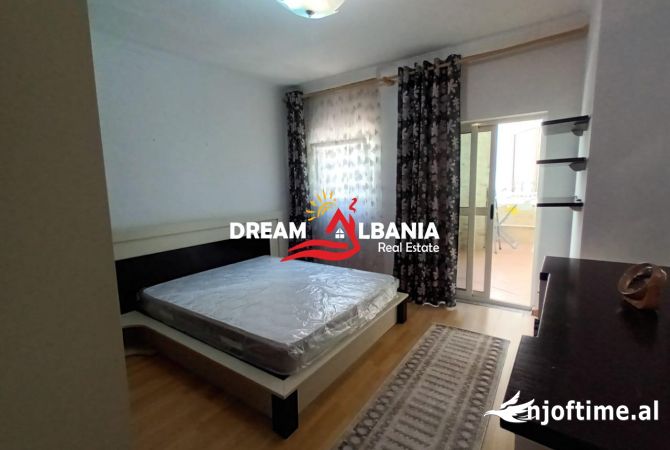 Shtepi me qera Apartament ne Tirane, 2+1, Mobilimi E mobiluar, Pagesa 750  Euro.