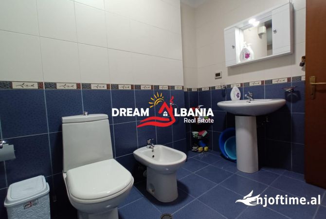 Shtepi me qera Apartament ne Tirane, 2+1, Mobilimi E mobiluar, Pagesa 750  Euro.