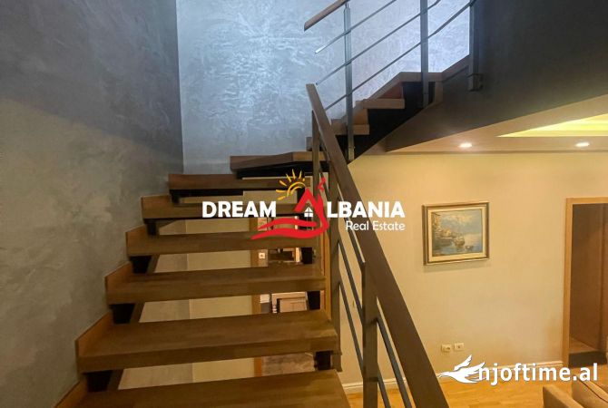 Shtepi me qera Apartament ne Tirane, 3+1, Mobilimi E mobiluar, Pagesa 1,100  Euro.
