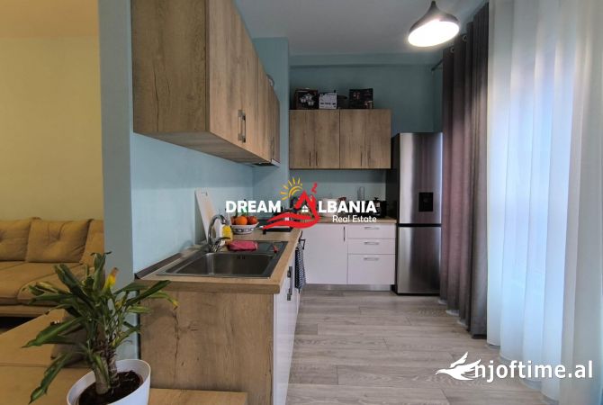 Shtepi ne shitje Apartament ne Tirane, 2+1, Mobilimi E mobiluar, Pagesa 149,500  Euro.