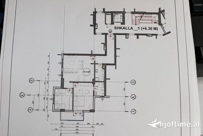 Shtepi ne shitje Apartament ne Tirane, 2+1, Mobilimi Bosh, pa mobiluar, Pagesa 169,500  Euro.