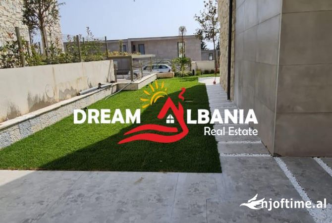 Casa in vendita 3+1 a Himara - 1,500,000 Euro