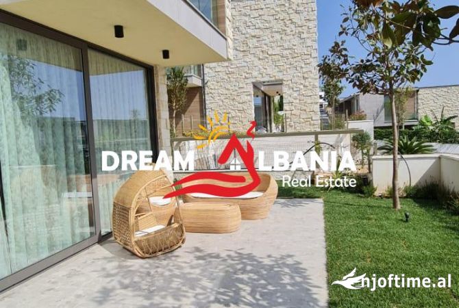 Casa in vendita 3+1 a Himara - 1,500,000 Euro
