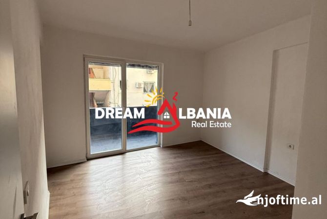 Zyre me qera tek Rruga e Durresit (ID 42611293)