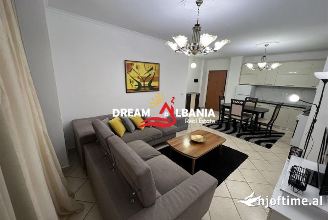 Shtepi me qera Apartament ne Tirane, 2+1, Mobilimi E mobiluar, Pagesa 600  Euro.