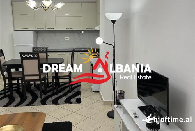 Shtepi me qera Apartament ne Tirane, 2+1, Mobilimi E mobiluar, Pagesa 600  Euro.