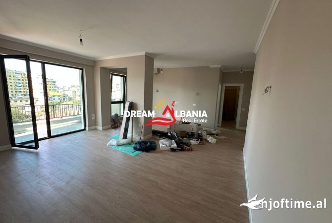 Ambient biznesi me qera 3+1 ne Tirane - 700 Euro