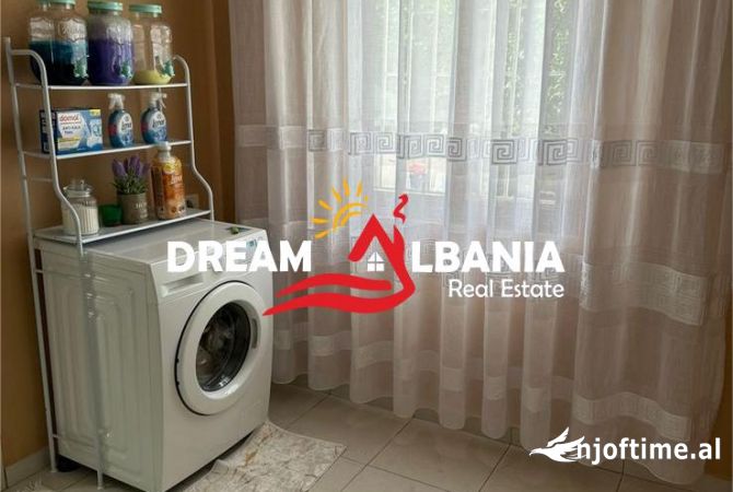 Shtepi ne shitje Shtepi Private ne Tirane, 1+1, Mobilimi E mobiluar, Pagesa 180,000  Euro.