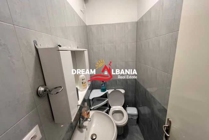 Shtepi me qera 2+1 ne Tirane - 65,000 Leke
