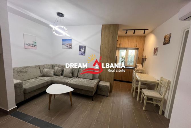 Shtepi me qera Apartament ne Tirane, 1+1, Mobilimi E mobiluar, Pagesa 500  Euro.