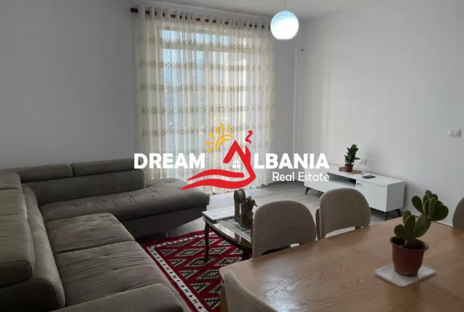 Shtepi me qera 3+1 ne Tirane - 700 Euro