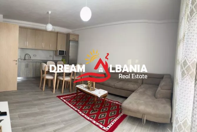 Shtepi me qera 3+1 ne Tirane - 700 Euro