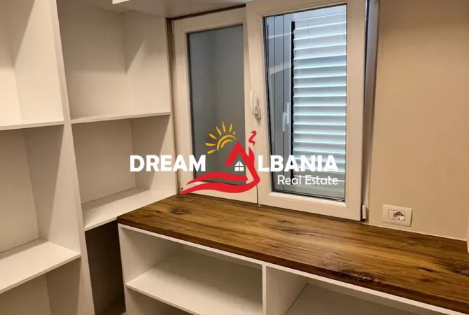 Shtepi me qera Apartament ne Tirane, 2+1, Mobilimi E mobiluar, Pagesa 550  Euro.