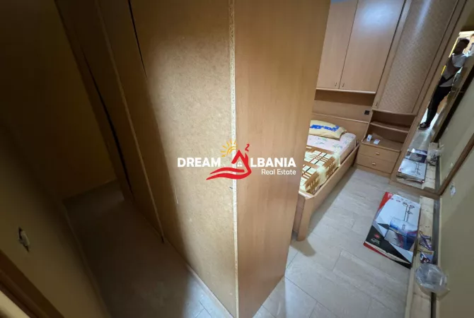 Shtepi ne shitje Apartament ne Tirane, 2+1, Mobilimi E mobiluar, Pagesa 170,000  Euro.