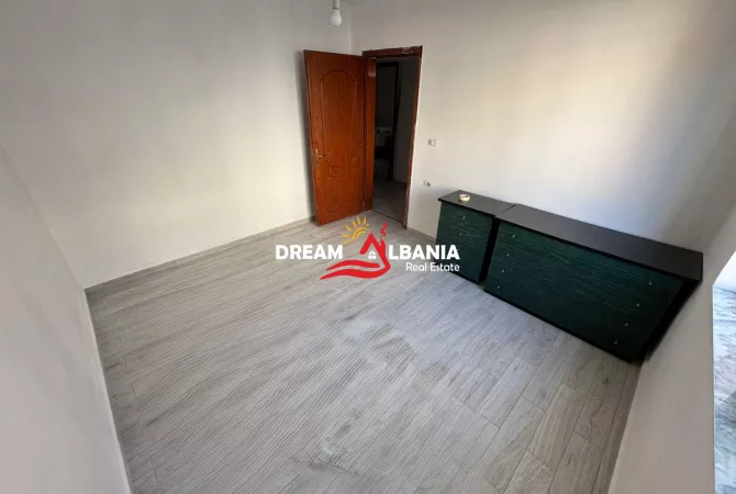 Shtepi me qera 2+1 ne Tirane - 55,000 Leke