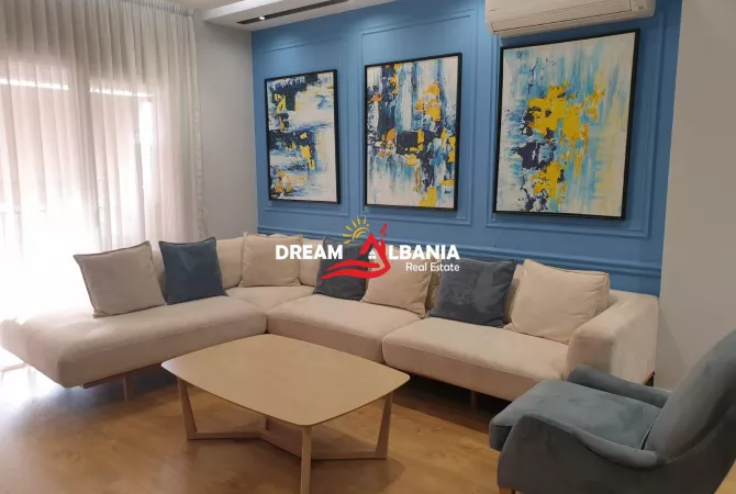 Shtepi me qera Apartament ne Tirane, 3+1, Mobilimi E mobiluar, Pagesa 1,150  Euro.