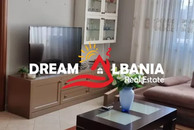 Shtepi me qera 3+1 ne Tirane - 900 Euro
