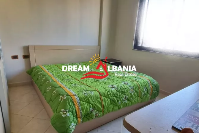 Shtepi me qera Apartament ne Tirane, 3+1, Mobilimi E mobiluar, Pagesa 900  Euro.