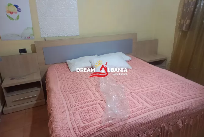 Shtepi me qera Apartament ne Tirane, 2+1, Mobilimi E mobiluar, Pagesa 600  Euro.