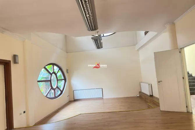 House for Rent 5+1 in Tirana - 5,000 Euro