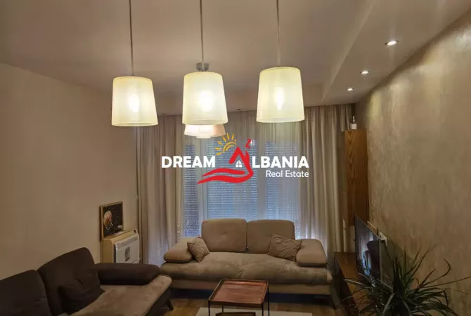 Shtepi me qera 3+1 ne Tirane - 800 Euro