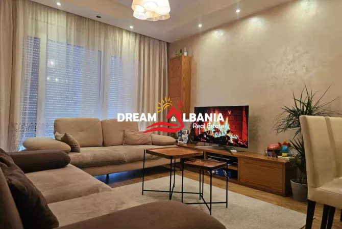 Shtepi me qera 3+1 ne Tirane - 800 Euro