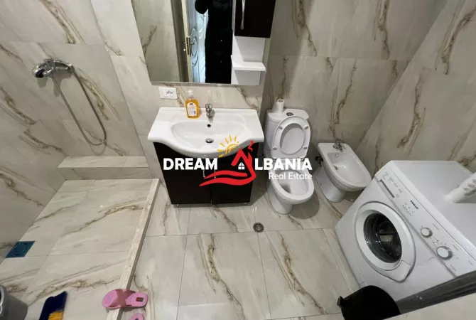 Shtepi me qera Apartament ne Tirane, 2+1, Mobilimi E mobiluar, Pagesa 750  Euro.