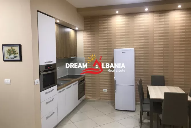 Shtepi me qera 2+1 ne Tirane - 650 Euro