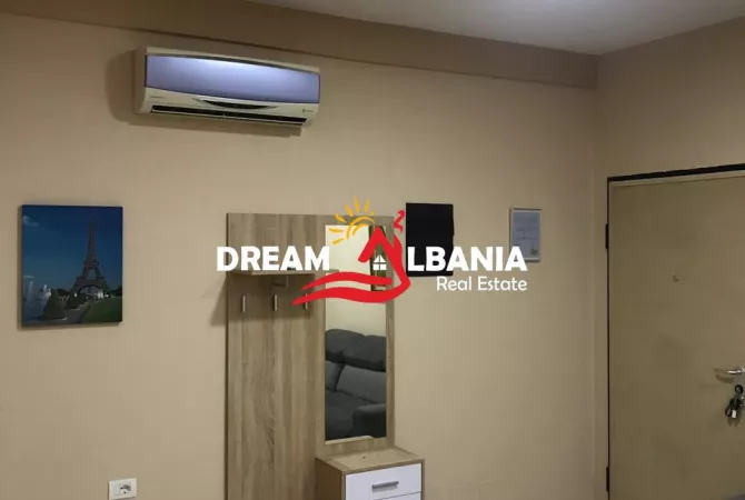 Shtepi me qera Apartament ne Tirane, 2+1, Mobilimi E mobiluar, Pagesa 650  Euro.