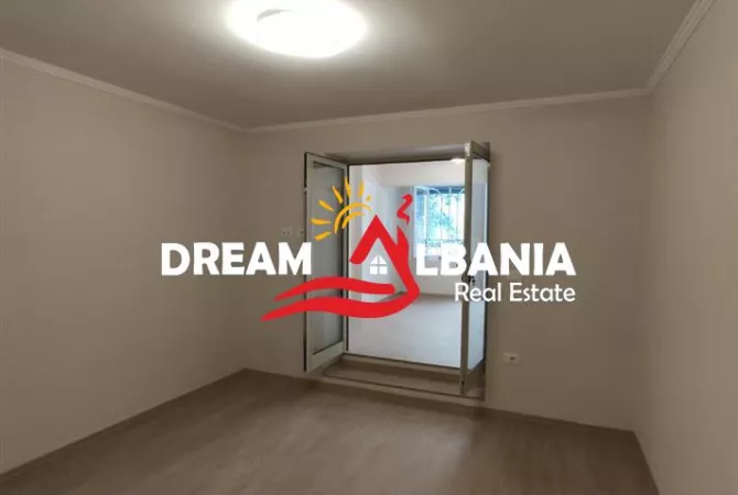 Business Property for Rent 3+1 in Tirana - 800 Euro