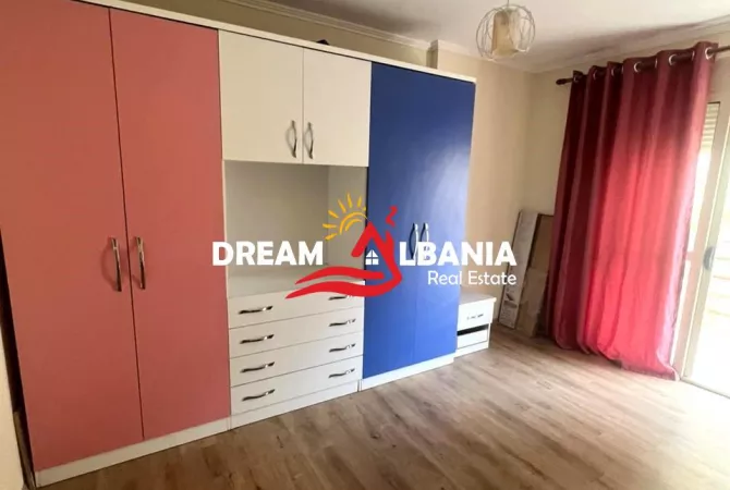 Shtepi ne shitje 3+1 ne Tirane - 345,000 Euro