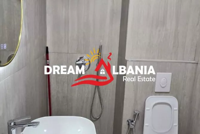 Shtepi ne shitje Apartament ne Tirane, 1+1, Mobilimi Bosh, pa mobiluar, Pagesa 117,000  Euro.