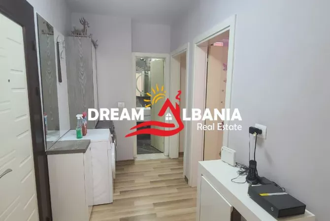 Shtepi me qera Apartament ne Tirane, 2+1, Mobilimi E mobiluar, Pagesa 1,000  Euro.