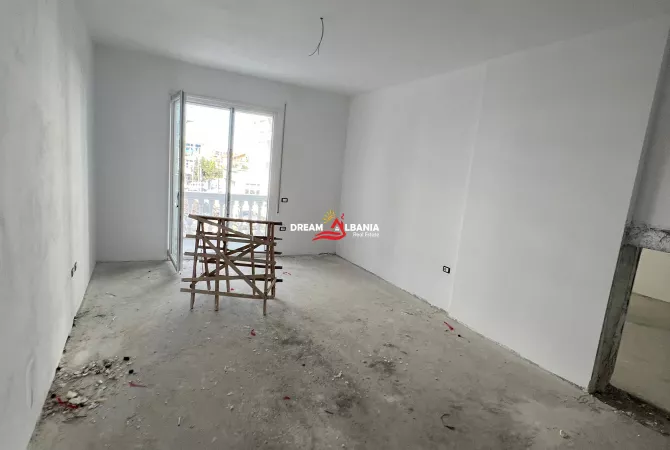 Shtepi ne shitje 3+1 ne Tirane - 98,000 Euro