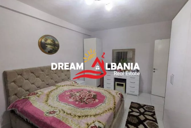 Shtepi ne shitje Apartament ne Tirane, 2+1, Mobilimi E mobiluar, Pagesa 85,000  Euro.