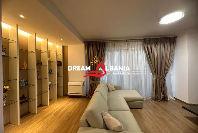 Casa in affitto 1+1 a Tirana - 950 Euro