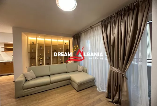 Shtepi me qera Apartament ne Tirane, 1+1, Mobilimi E mobiluar, Pagesa 950  Euro.