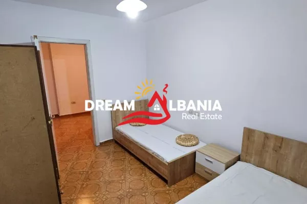 Shtepi me qera Apartament ne Tirane, 2+1, Mobilimi E mobiluar, Pagesa 50,000  Leke.