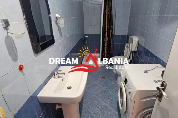 Shtepi me qera Apartament ne Tirane, 2+1, Mobilimi E mobiluar, Pagesa 50,000  Leke.
